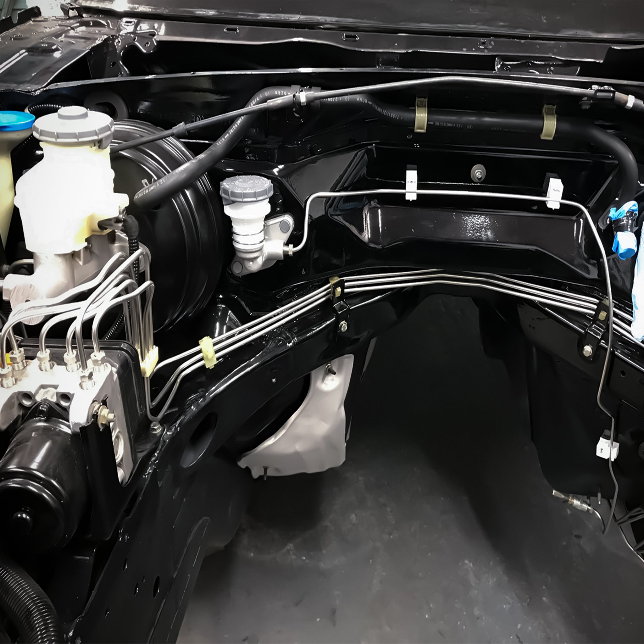 Honda S2000 Build Series - Part 3 Subframes, fuel tank, brake lines