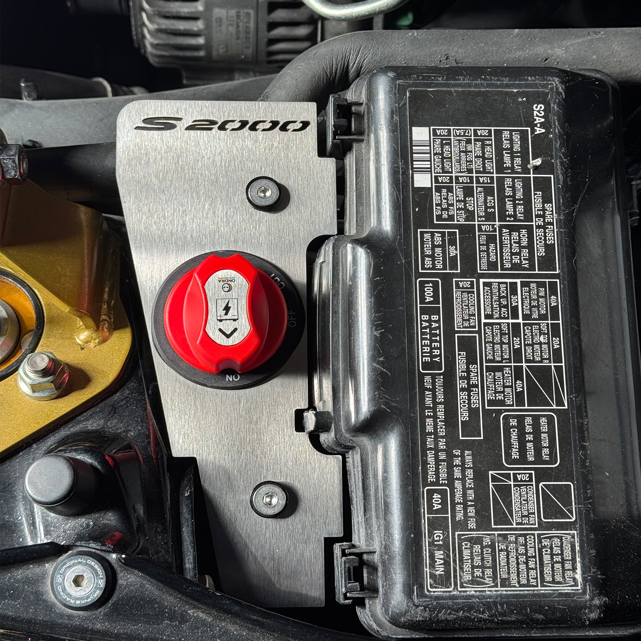 Honda S2000 battery disconnect switch kit with loom